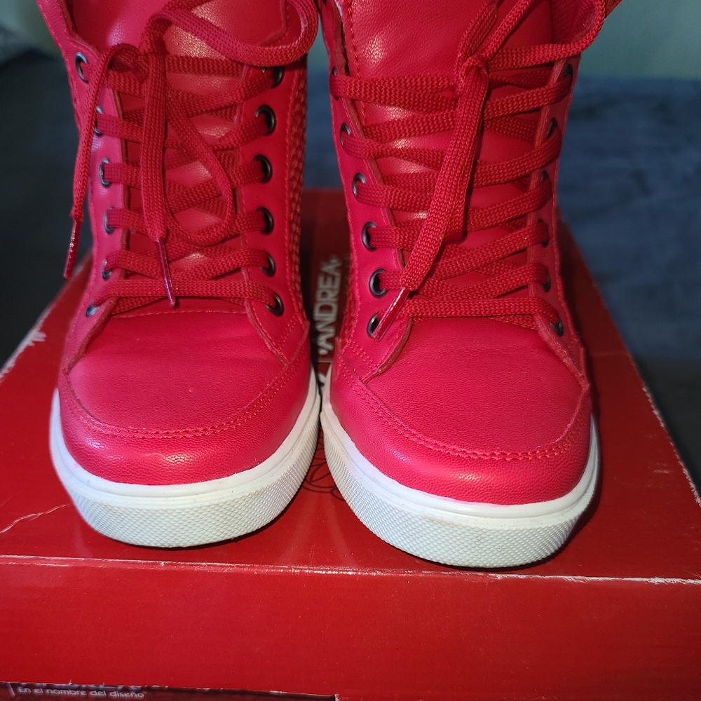 Women platform shoes size 8 1/2